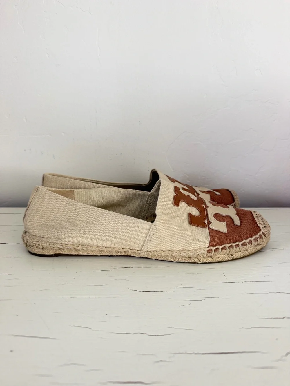 Tory Burch Double T Logo Canvas Espadrille Flats Brown Cream Size 9